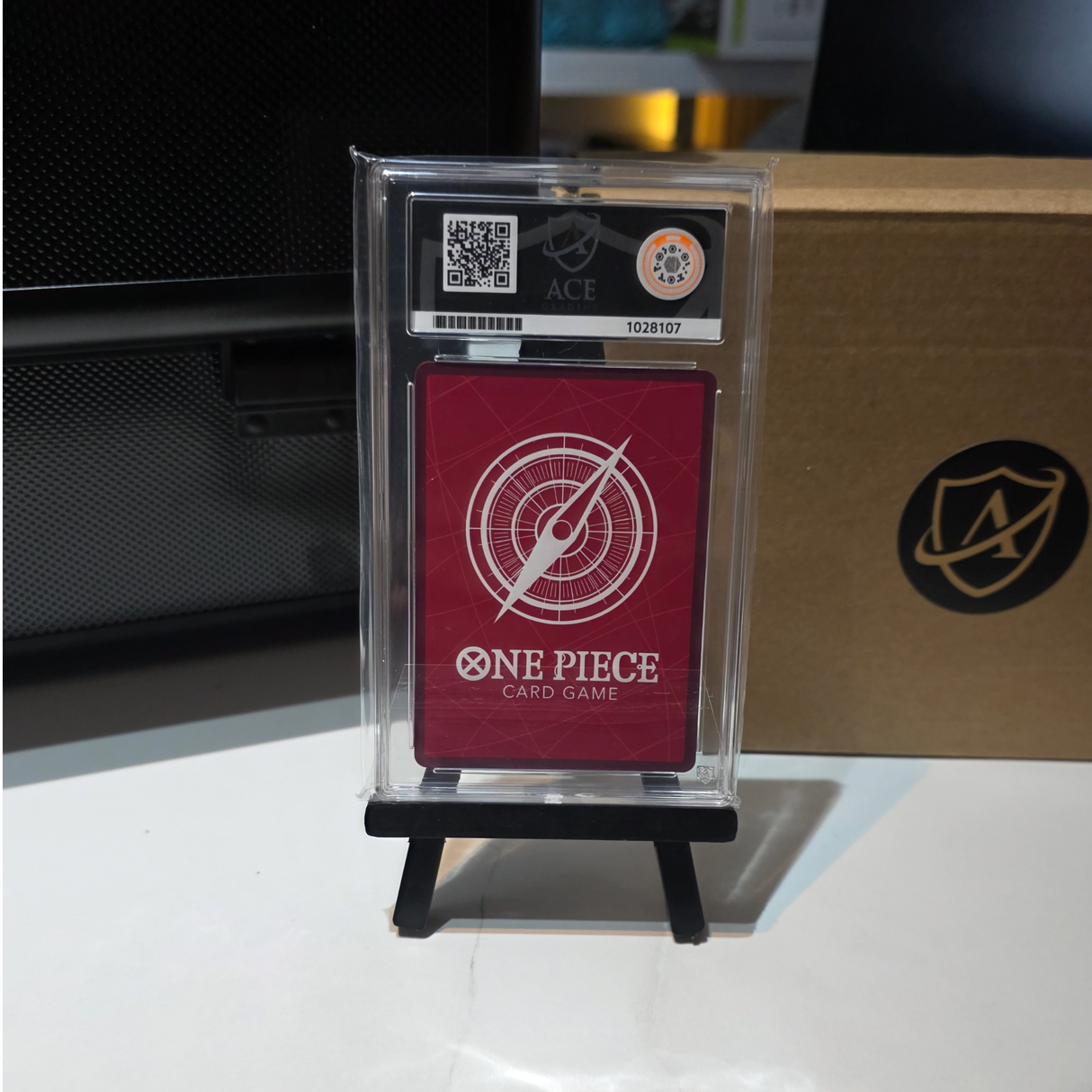 Jewelry Bonney (Green Leader) Ace Freshly Sealed- OP07-019 [10 Gem Mint]